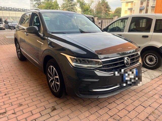 VOLKSWAGEN Tiguan 1.5 TSI 150 CV DSG ACT Life Immagine 2