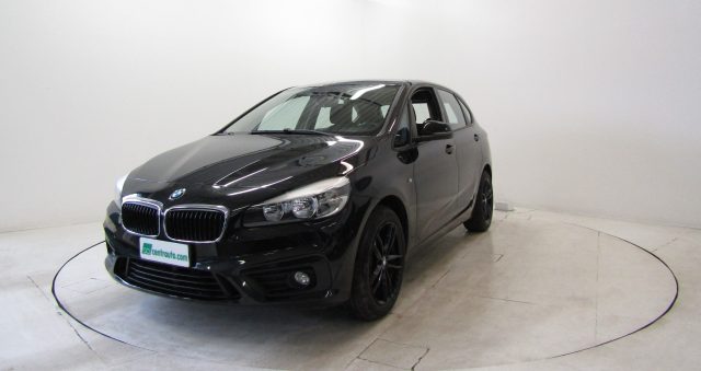 BMW 220 i Active Tourer Advantage 2.0I Manuale  5p Immagine 2