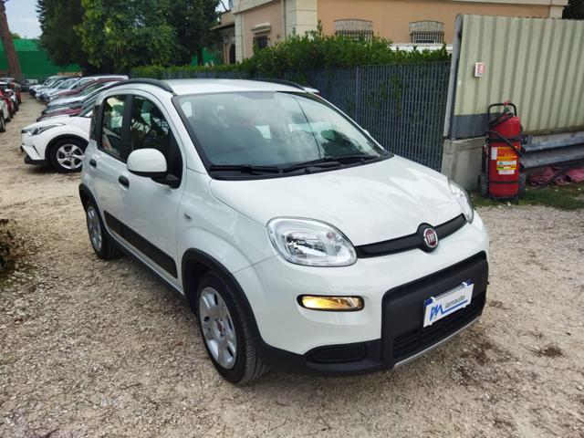 FIAT Panda 1.0cc HYBRID FIREFLY 70cv BLUETOOTH CLIMA STEREO Immagine 1