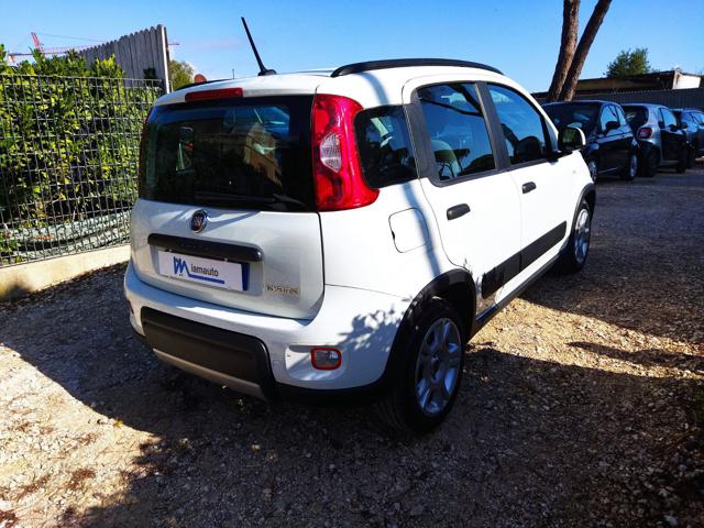 FIAT Panda 1.0cc HYBRID FIREFLY 70cv BLUETOOTH CLIMA STEREO Immagine 3