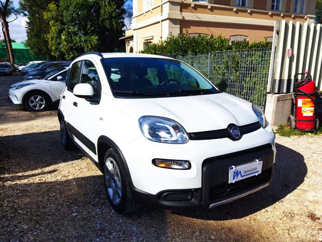 FIAT Panda 1.0cc HYBRID FIREFLY 70cv BLUETOOTH CLIMA STEREO Immagine 2