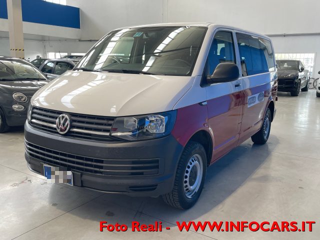 VOLKSWAGEN T6 CARAVELLE 2.0 TDI 102CV PC Trendline 8 POSTI Immagine 2