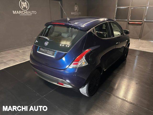 LANCIA Ypsilon 1.2 69 CV + GPL 5 porte Elefantino Blu Immagine 4