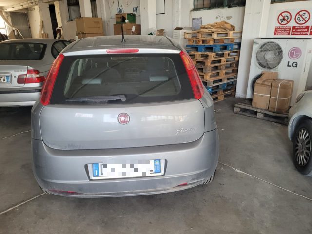 FIAT Grande Punto 1.3 MJT 90 CV 5 porte Sport OK NEOPATENTATO Immagine 1