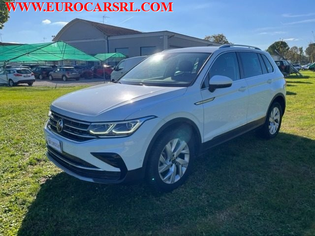 VOLKSWAGEN Tiguan 2.0 TDI 200 CV SCR DSG 4MOTION Elegance Immagine 2