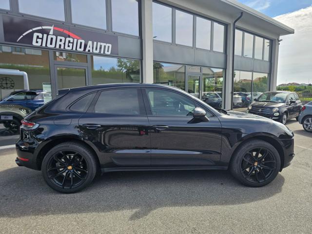 PORSCHE Macan 2.0 Immagine 1