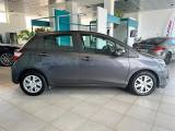 TOYOTA Yaris 1.5 Hybrid Active