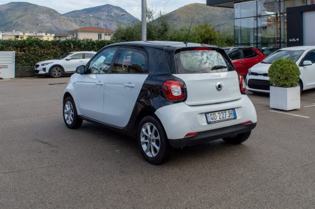 SMART ForFour 70 1.0 Passion Immagine 4