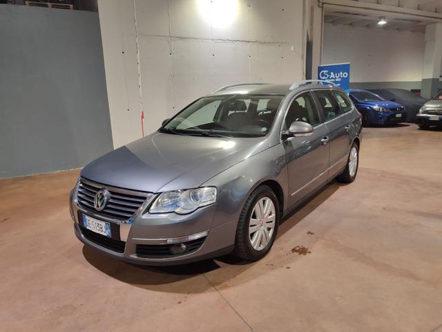 VOLKSWAGEN Passat 2.0 TDI DPF 4mot. Var. Highline 4X4 Immagine 1