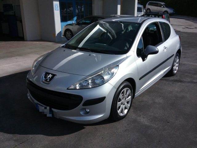 PEUGEOT 207 ANCONA - NEOPATENTATI - 1.4 8V 75CV 3p. ONE Line Immagine 0