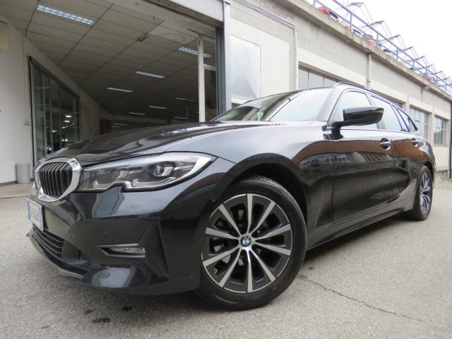 BMW 318 d Touring Immagine 0