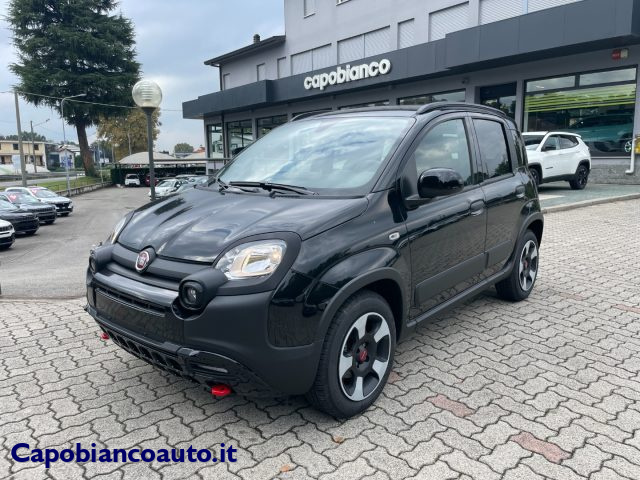 FIAT Panda Cross 1.0 FireFly S&S Hybrid NERO CINEMA+UCONNECT 7" Immagine 0