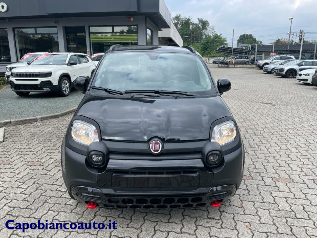 FIAT Panda Cross 1.0 FireFly S&S Hybrid NERO CINEMA+UCONNECT 7" Immagine 1