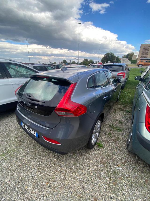 VOLVO V40 D3 Immagine 4