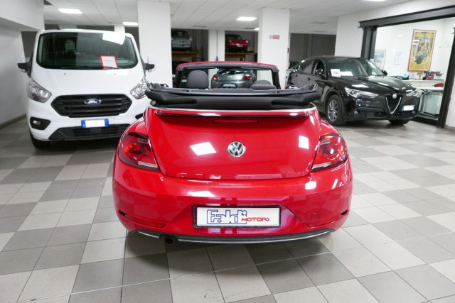 VOLKSWAGEN Maggiolino Cabrio 1.2 TSI DSG Sound Ed. BlueMotion Technology Immagine 4