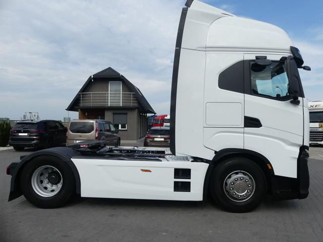 IVECO S-WAY Immagine 3