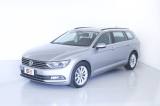 VOLKSWAGEN Passat Variant 2.0 TDI DSG Business BlueMotion Tech Fari LED