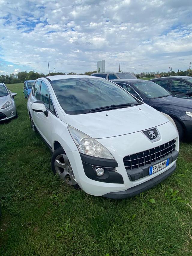 PEUGEOT 3008 1.6 HDi 112CV Business Immagine 1