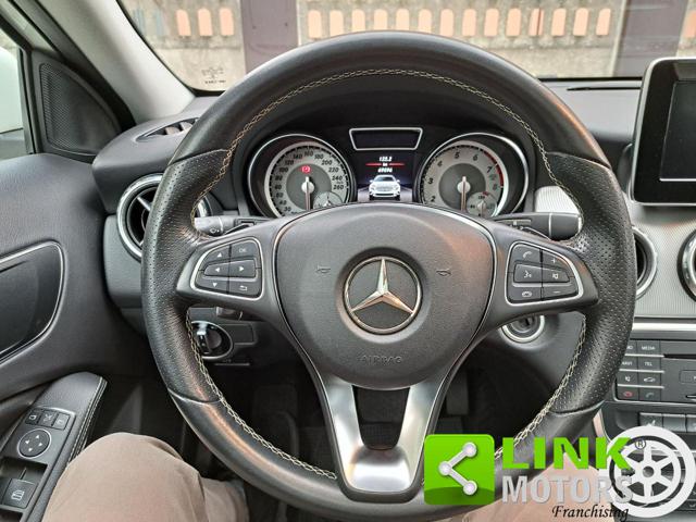 MERCEDES-BENZ GLA 180 Automatic Sport GARANZIA INCLUSA Immagine 4