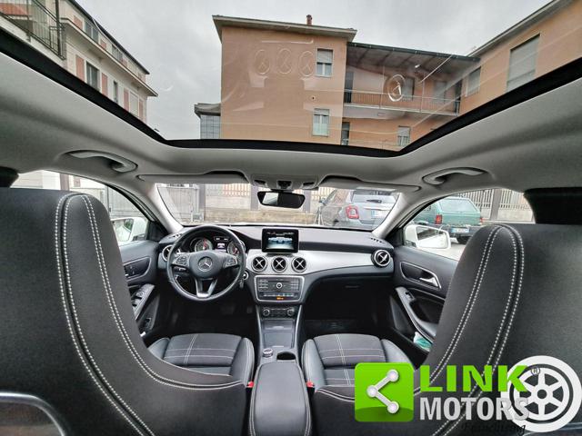 MERCEDES-BENZ GLA 180 Automatic Sport GARANZIA INCLUSA Immagine 3