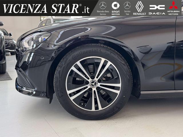 MERCEDES-BENZ E 220 d MHV S.W. SPORT Immagine 4