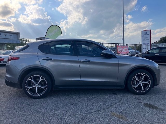 ALFA ROMEO Stelvio 2.2 Turbodiesel 150 CV AT8 RWD Business Immagine 4