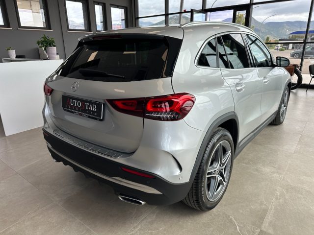 MERCEDES-BENZ GLA 200 d Automatic Premium Immagine 4