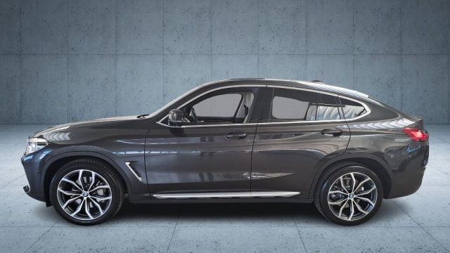 BMW X4 xDrive25d xLine Aut. + Tetto Immagine 2