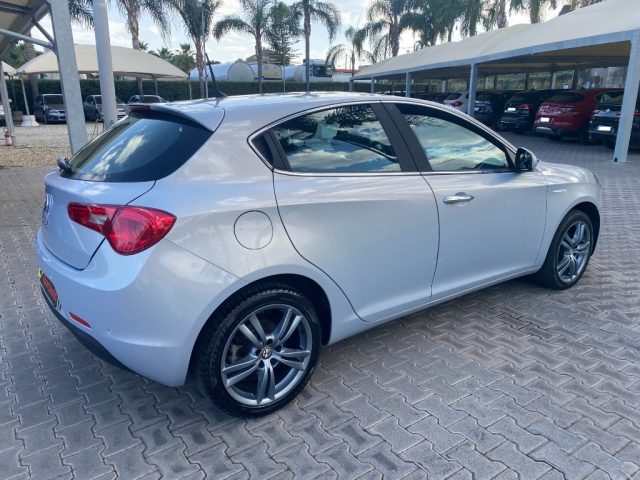 ALFA ROMEO GIULIETTA 1.6 JTDM-2 105 CV - foto 21
