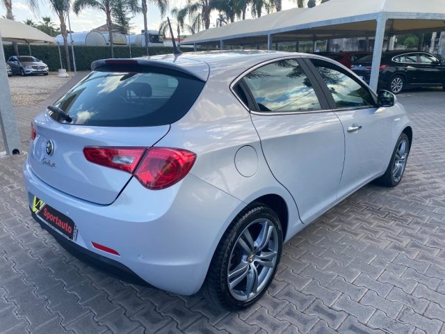 ALFA ROMEO GIULIETTA 1.6 JTDM-2 105 CV - foto 25