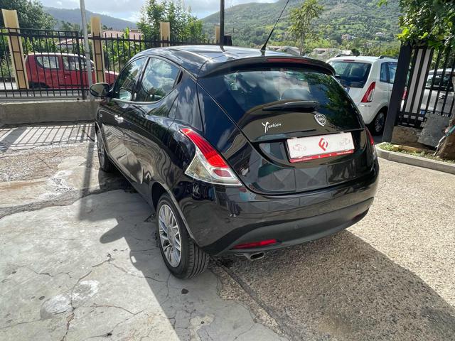 LANCIA Ypsilon 1.2 69 CV 5 porte GPL Ecochic Platinum Immagine 3