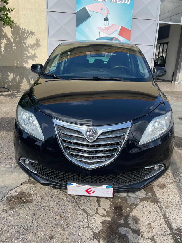 LANCIA Ypsilon 1.2 69 CV 5 porte GPL Ecochic Platinum Immagine 0