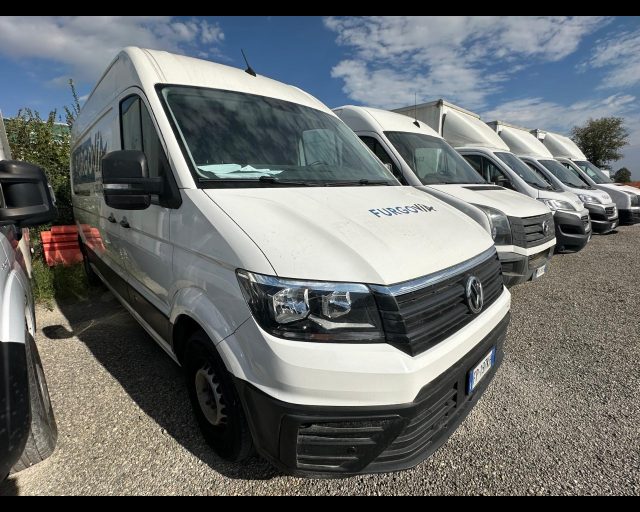 VOLKSWAGEN Crafter 35 2.0 TDI 140CV PL-TA Furgone Immagine 0