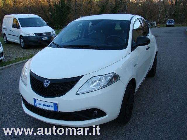 LANCIA Ypsilon 1.2 69 CV 5 porte Elefantino Blu Immagine 0