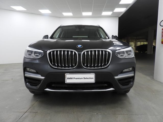 BMW X3 xDrive30d Luxury Immagine 2