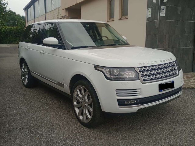 LAND ROVER Range Rover Range Rover 3.0 tdV6 Vogue auto Immagine 1