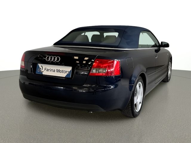 AUDI A4 Cabriolet 2.5 TDI - Clima - Radio CD - Radica Immagine 4