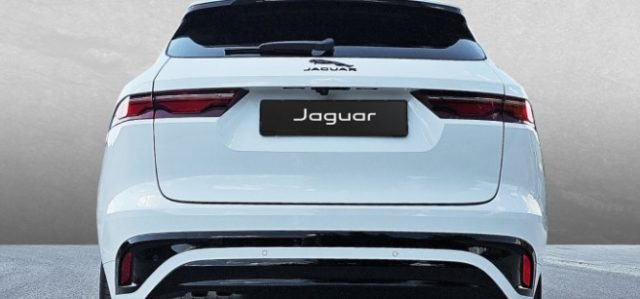 JAGUAR F-Pace 2.0 D 204 CV AWD aut. R-Dynamic SE Meridian Sound Immagine 4