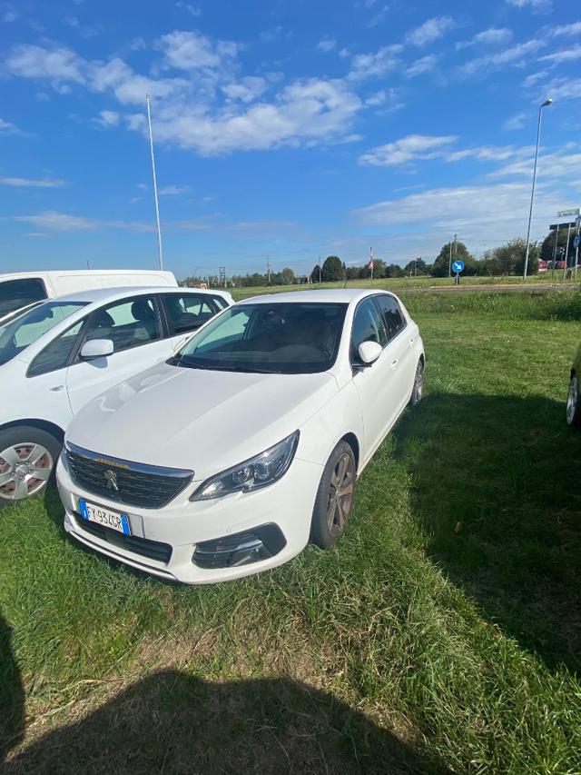 PEUGEOT 308 BlueHDi 130 S&S Allure Immagine 1