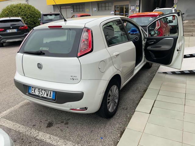 FIAT Punto Evo 1.4 5 porte Emotion EasyPower Immagine 4