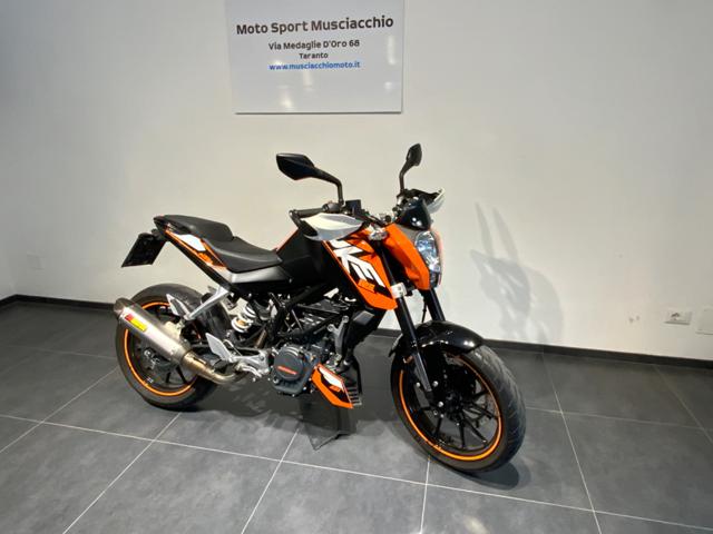 KTM 125 Duke 125 DUKE Immagine 1