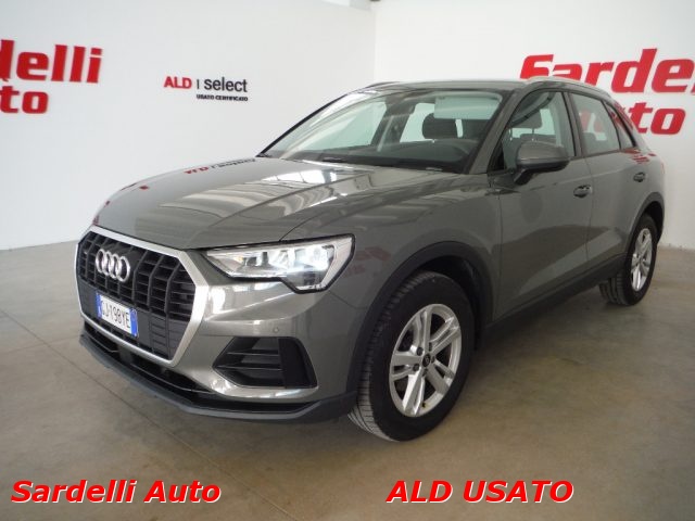 AUDI Q3 35 TDI quattro S tronic Business Immagine 0