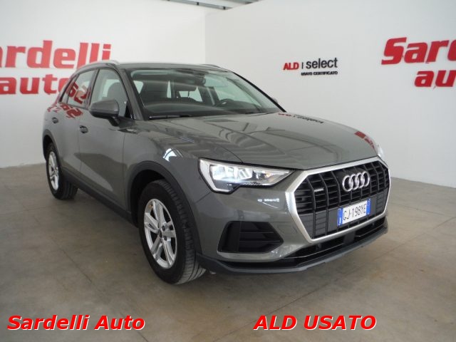 AUDI Q3 35 TDI quattro S tronic Business Immagine 1