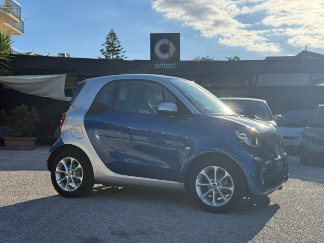 SMART ForTwo 1.0 PASSION UNICO PROPRIETARIO Immagine 2