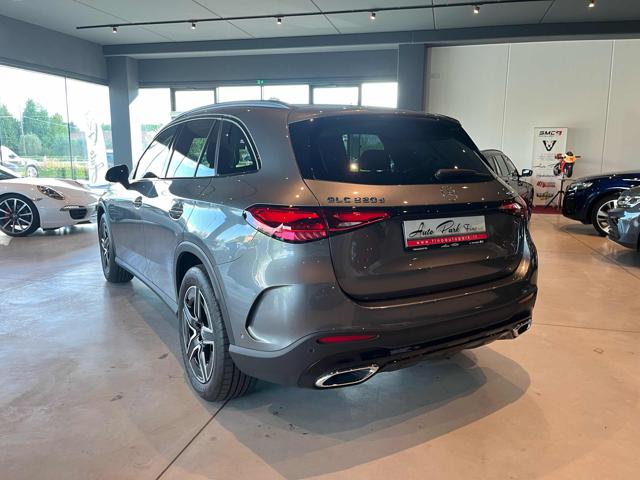 MERCEDES-BENZ GLC 220 d 4Matic Premium Immagine 4