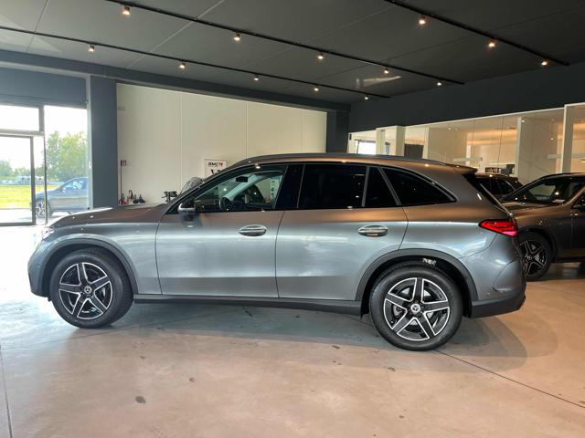 MERCEDES-BENZ GLC 220 d 4Matic Premium Immagine 3