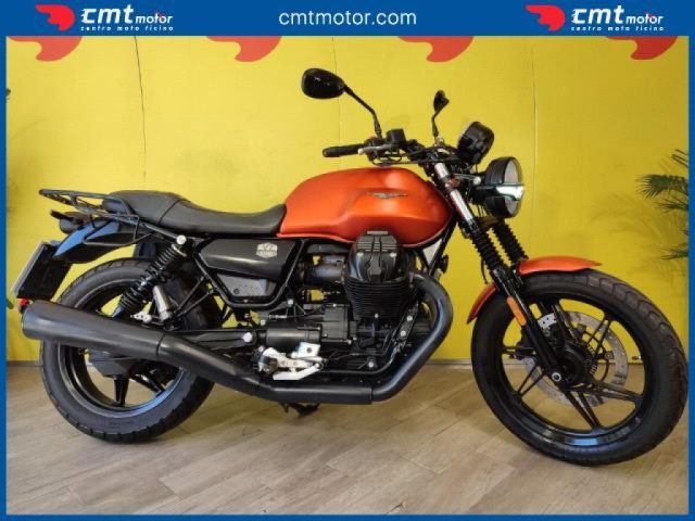 MOTO GUZZI V7 Garantita e Finanziabile Immagine 0