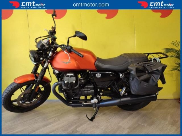 MOTO GUZZI V7 Garantita e Finanziabile Immagine 2