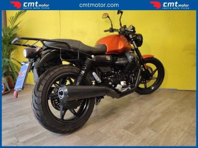 MOTO GUZZI V7 Garantita e Finanziabile Immagine 3