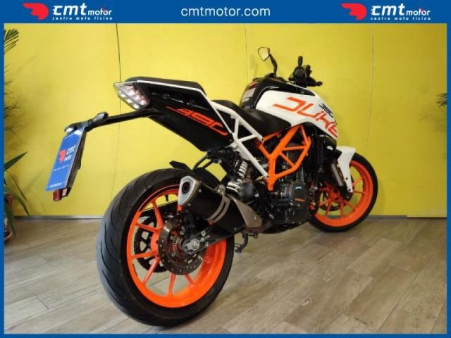 KTM 390 Duke Garantita e Finanziabile Immagine 3